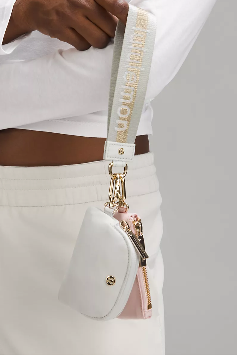 DUAL POUCH WRISTLET OLIVO