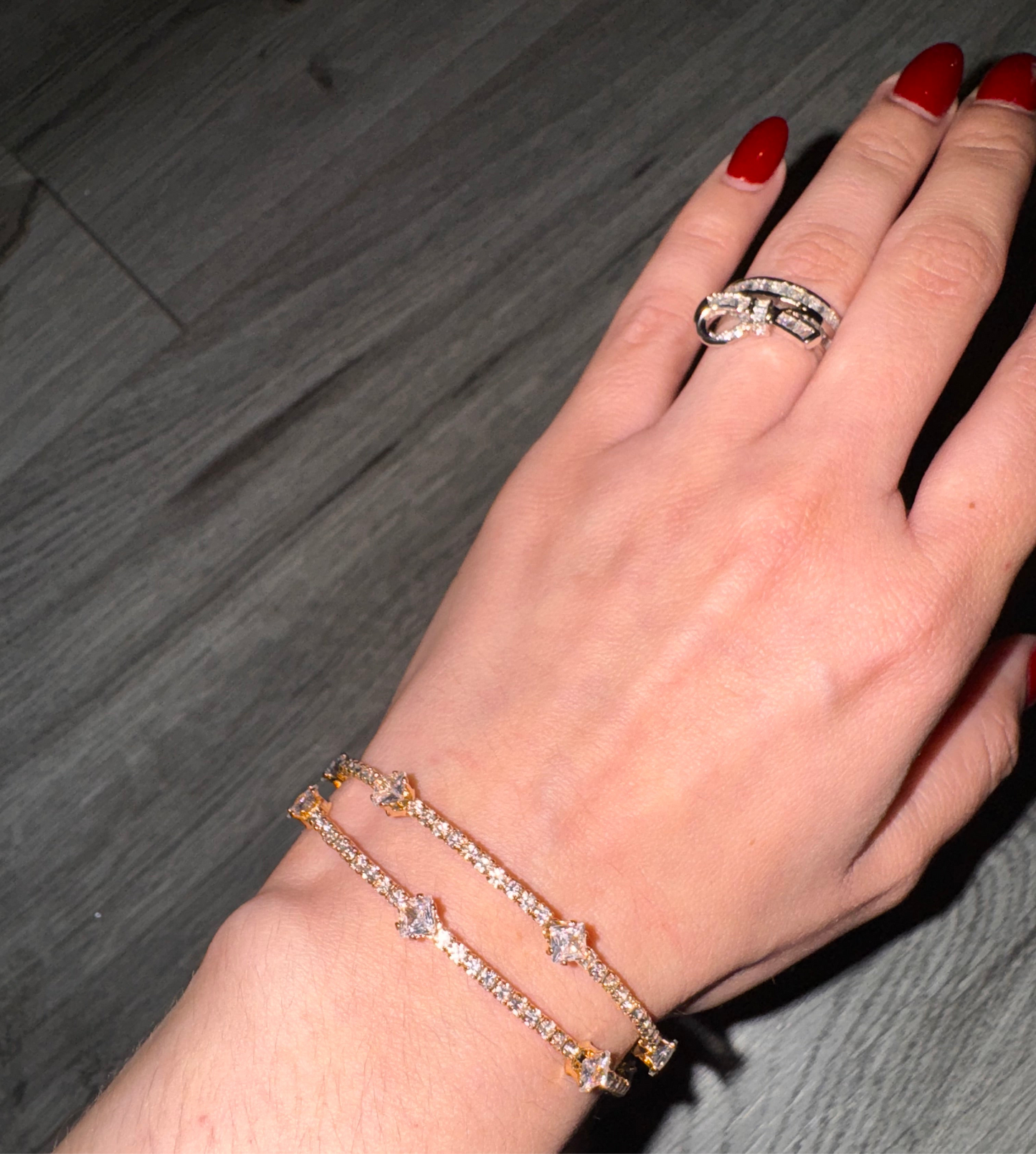 PULSERA OVA